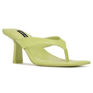 NEW WITH BOX Nine West Nest Heels Sandal Dress Thong Lime Green 8